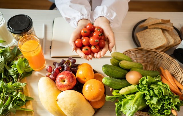 Anti-Aging-Ernährung: Jung und Vital durch die richtigen Lebensmittel